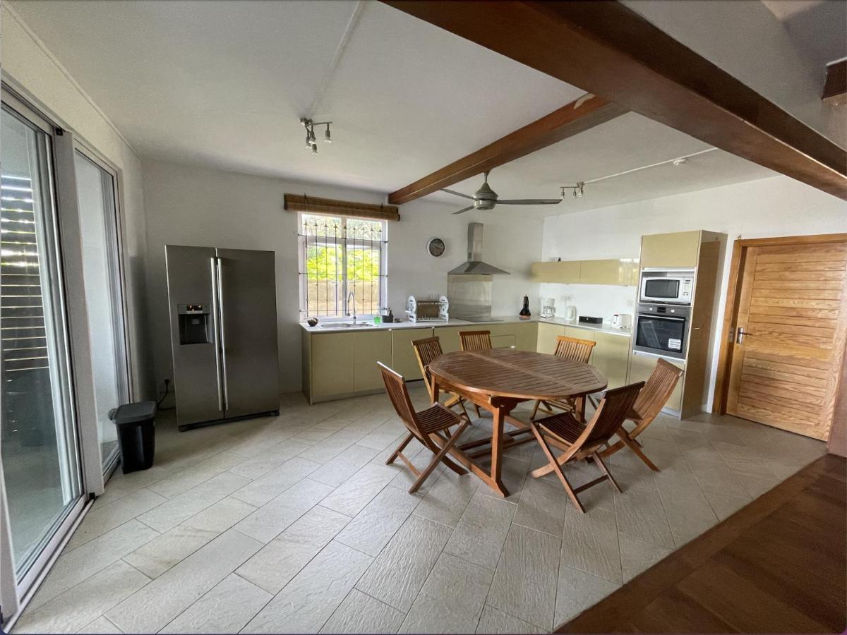 2 Bedroom Apartment -Villa Ibiza トゥルー・ドー・ドゥース エクステリア 写真